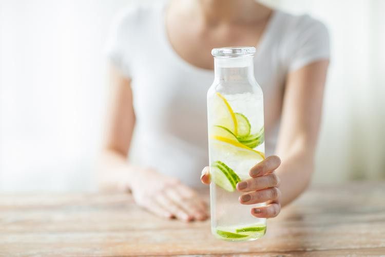 Detox Tips: 4 Easy Ways to Cleanse the Body