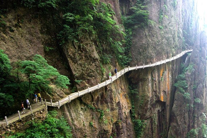 The Bridge of Immortals (China)