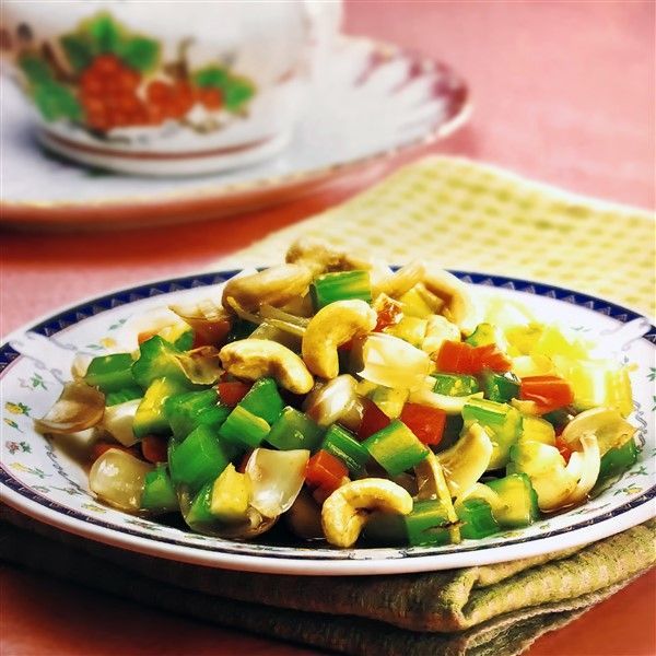Lily Bulb, Celery, and Cashew Stir-Fry | Unfamiliar China