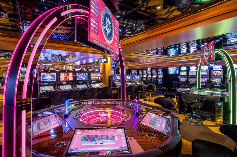 Luxor Gold Slot Machine